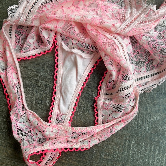 Victoria's Secret hot Pink Lace Intimates Bodysuit lingerie - Picture 3 of 3